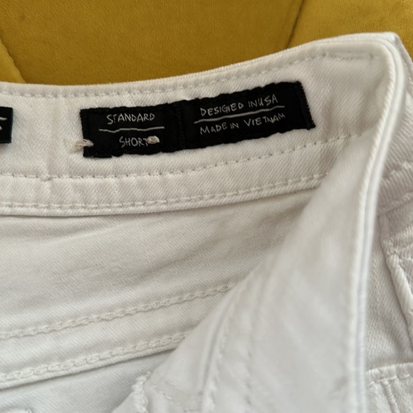 Miss Me Shorts White - Picture 6 of 8